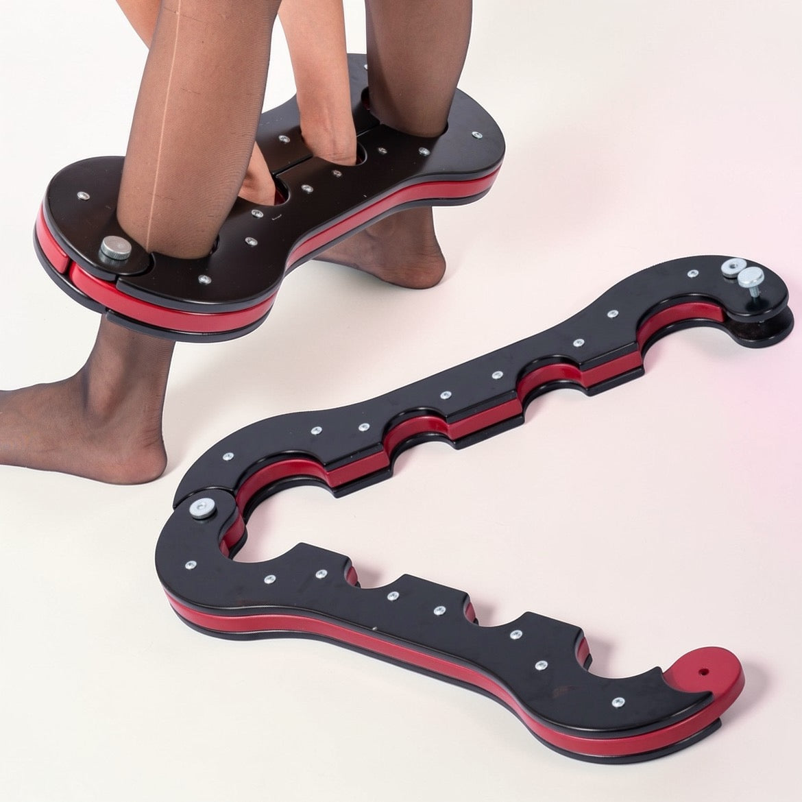 Barre d'écartement BDSM Deluxe – Barre de fixation réglable pour poignets et chevilles avec accent rouge
